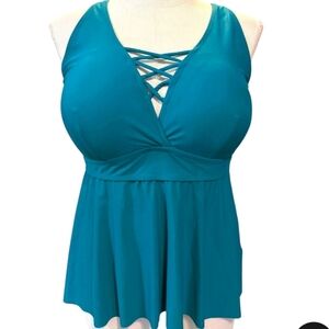 Torrid 6(6X) Wireless XO Triangle Padded Tankini Swim TOP ONLY